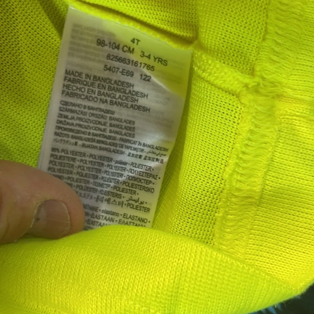 Hurley Bright Yellow Tee and Colorful‎ Leggings Set